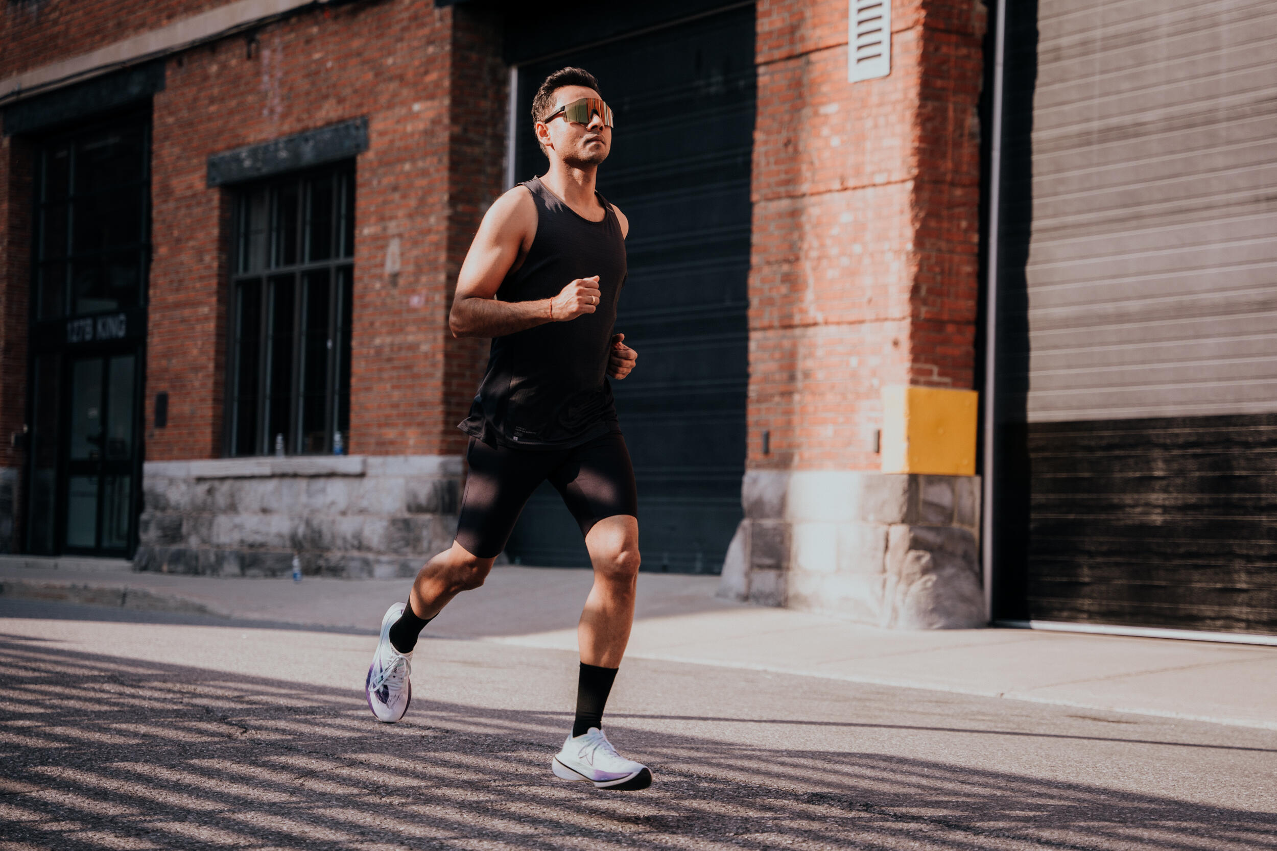 Short de running negro para hombre Kiprun Run 100